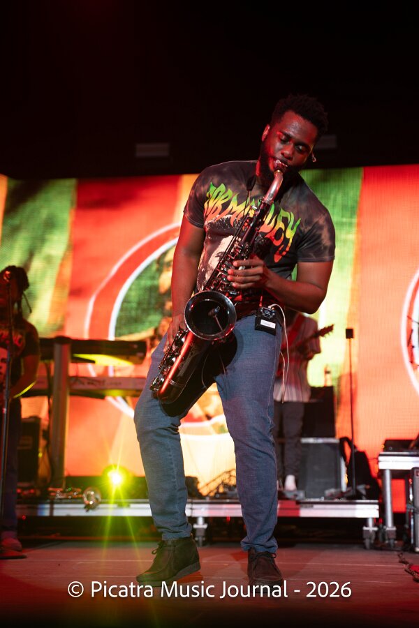 Buju Banton, Stephen Marley & Gramps Morgan performing live at Leader Bank Pavilion in Boston, MA, photographed by Bobby Shakes