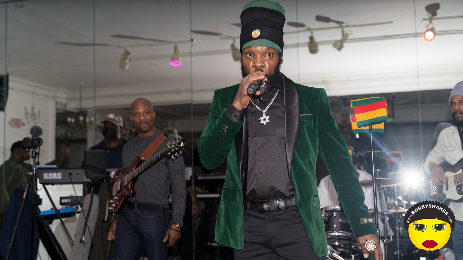 Bushman performing live at New York in New York, NY, photographed by Anil Batra, Picatra Music Journal
