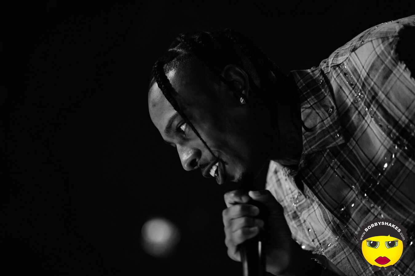 Ding Dong performing live at Big Night Live in Boston, MA, photographed by Bobby Shakes