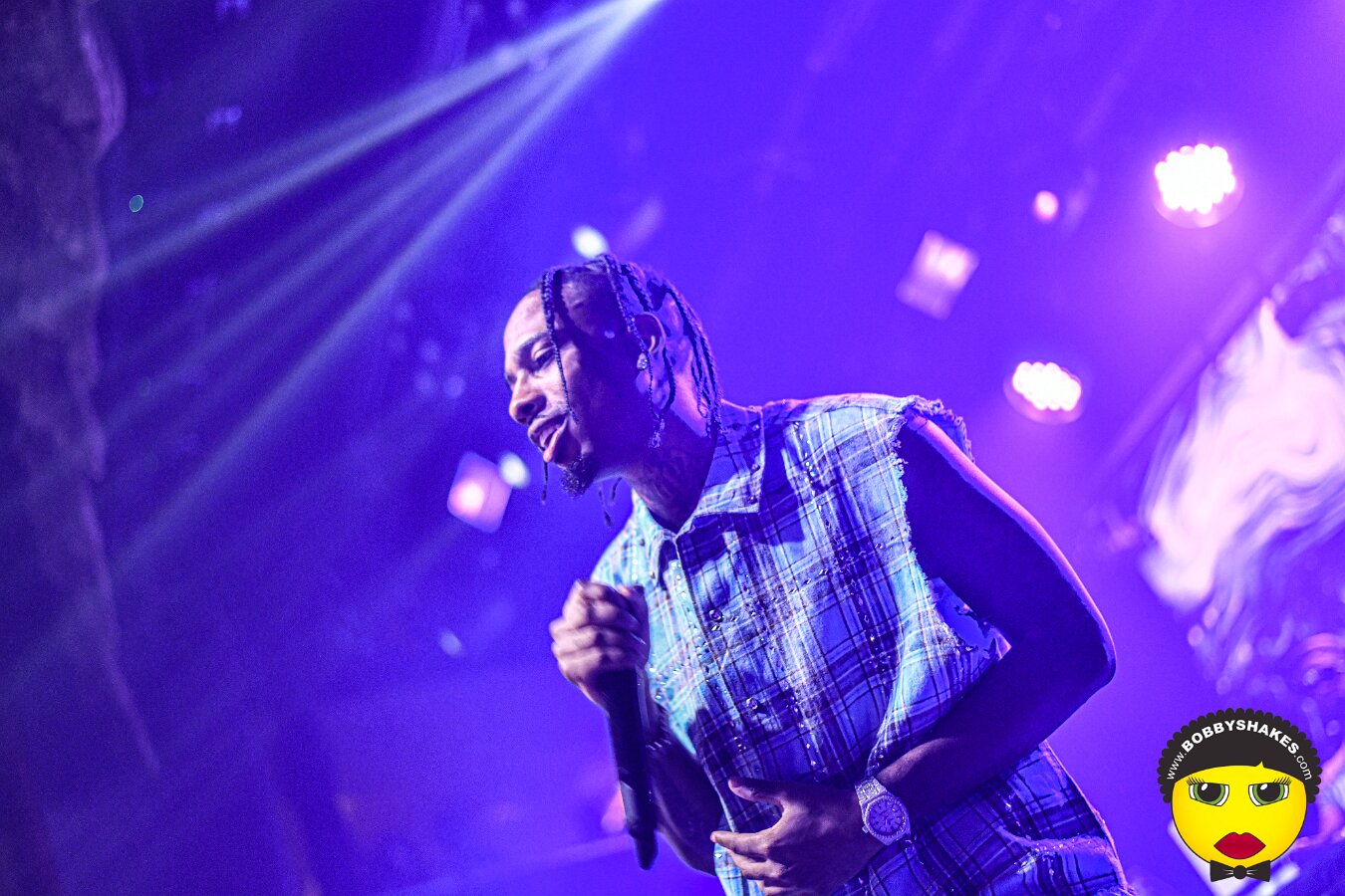 Ding Dong performing live at Big Night Live in Boston, MA, photographed by Bobby Shakes