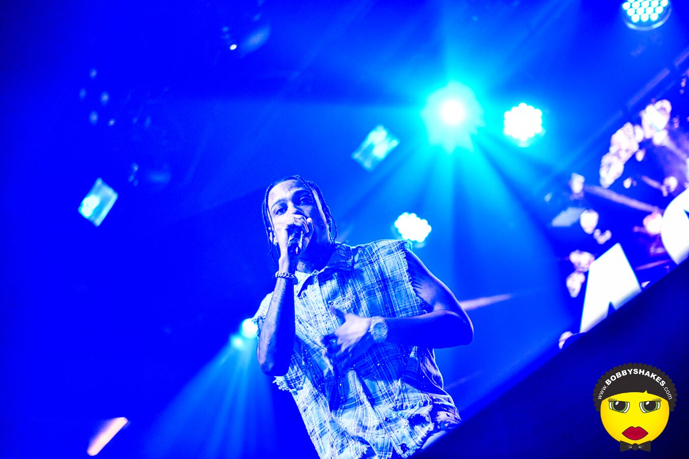 Ding Dong performing live at Big Night Live in Boston, MA, photographed by Bobby Shakes