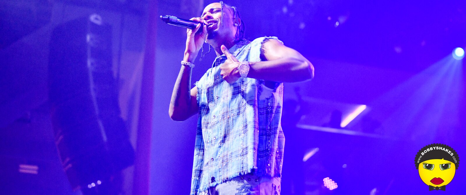 Ding Dong performing live at Big Night Live in Boston, MA, photographed by Bobby Shakes