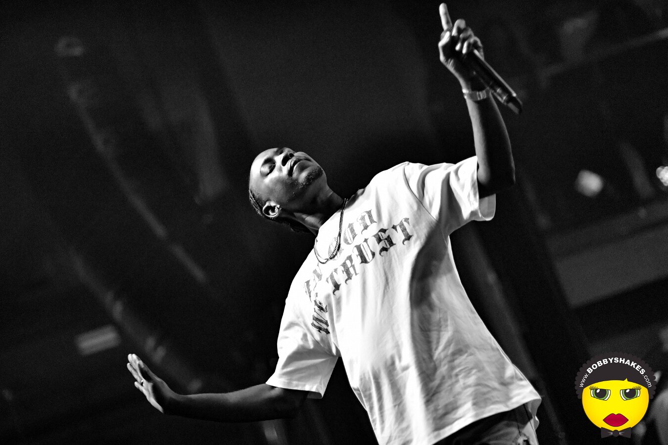 Ding Dong performing live at Big Night Live in Boston, MA, photographed by Bobby Shakes