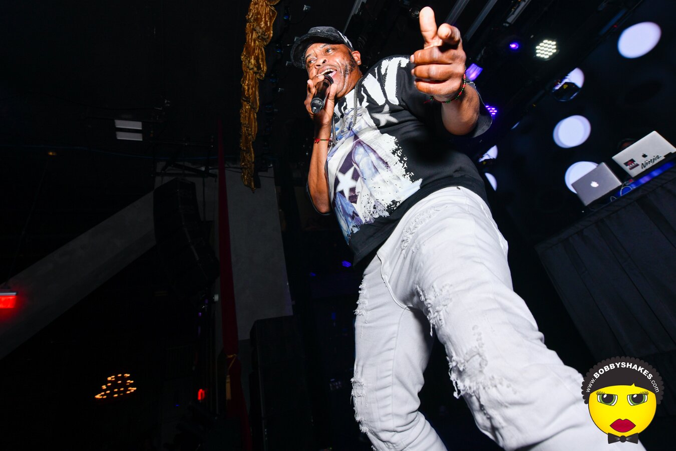 Ding Dong performing live at Big Night Live in Boston, MA, photographed by Bobby Shakes