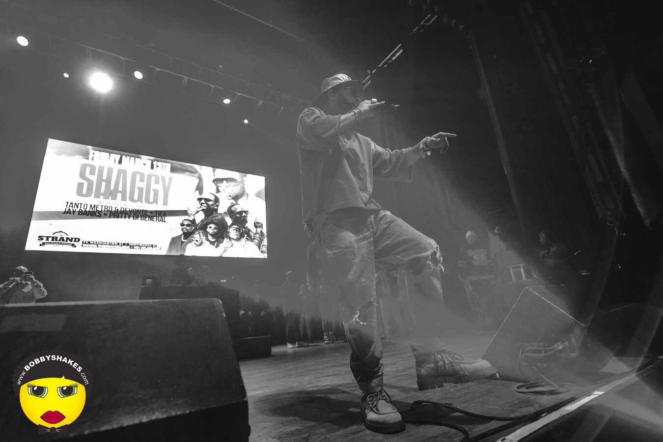 Shaggy, Tanto Metro & Devonte, Tifa, Teejay, Jay Banks, Pritty Di General performing live at The Strand Ballroom & Theatre in Providence, RI, photographed by Bobby Shakes