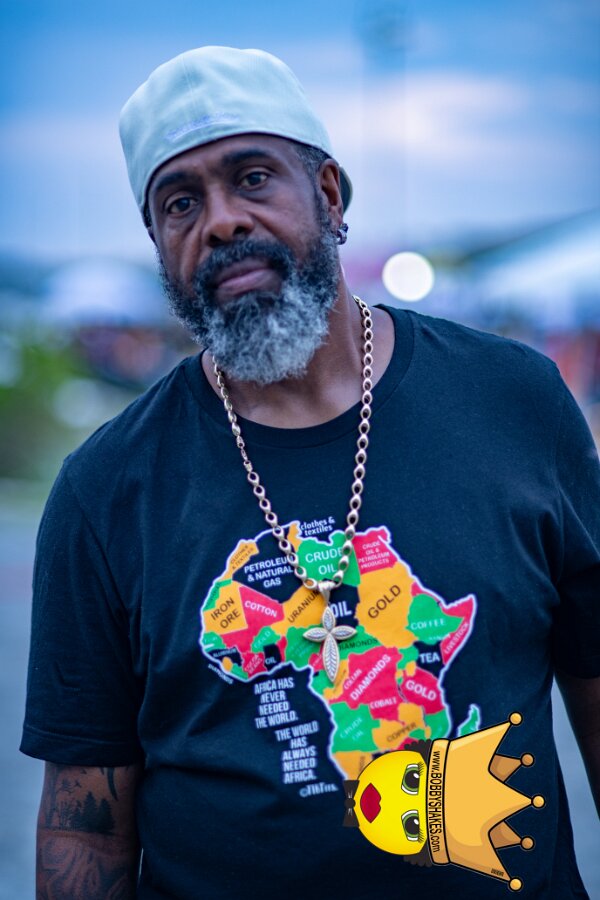 DJ Mastamind performing live at Spectacle Island in Boston Harbor, MA, photographed by Bobby Shakes
