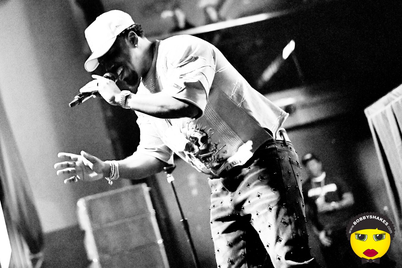 Shaggy performing live at Big Night Live in Boston, MA, photographed by Bobby Shakes