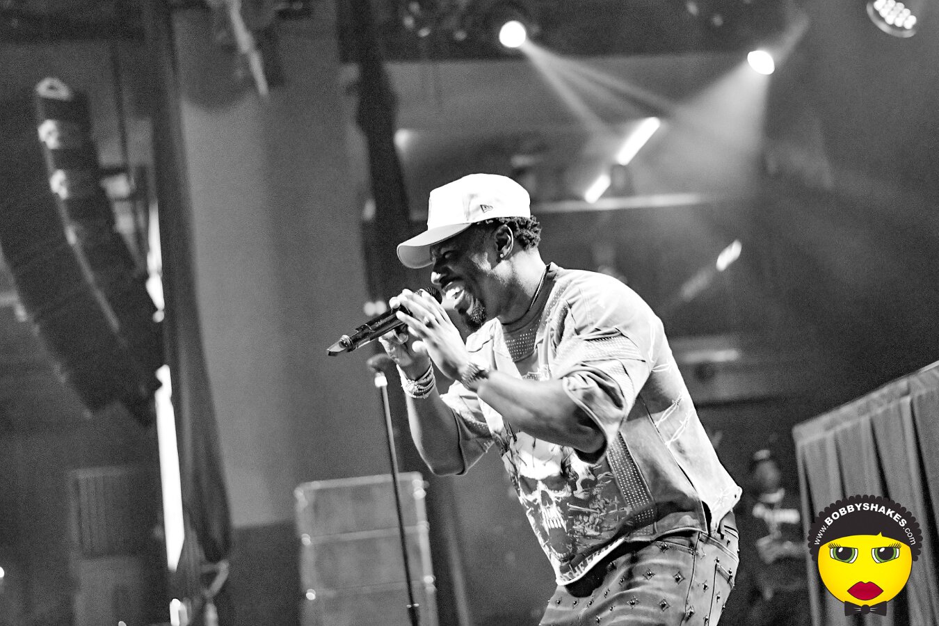Shaggy performing live at Big Night Live in Boston, MA, photographed by Bobby Shakes