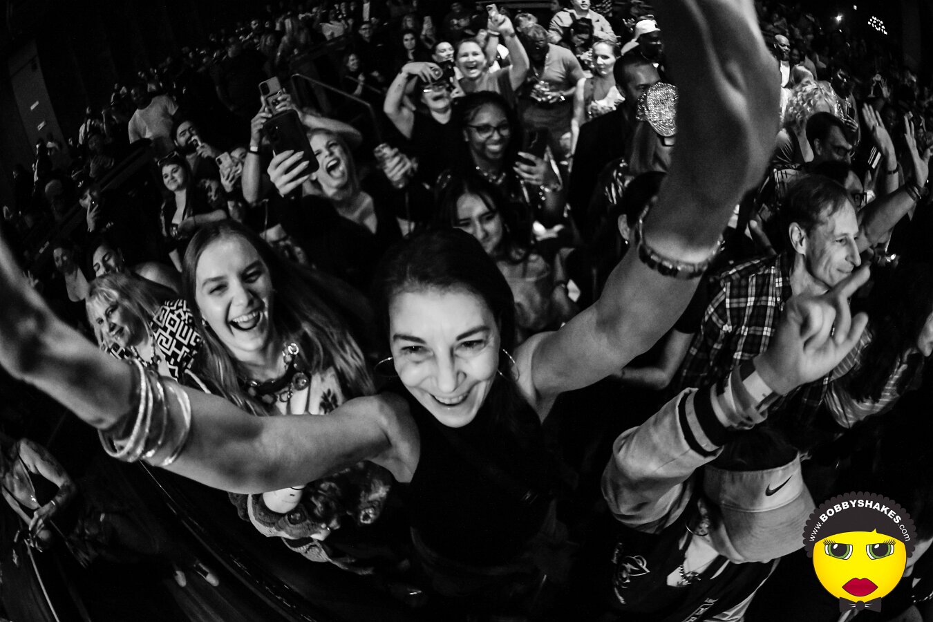 Shaggy performing live at Big Night Live in Boston, MA, photographed by Bobby Shakes