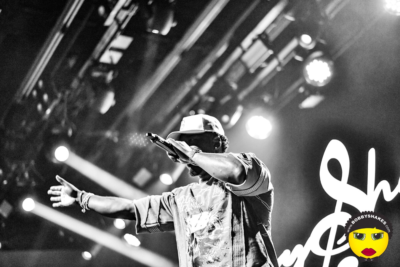 Shaggy performing live at Big Night Live in Boston, MA, photographed by Bobby Shakes