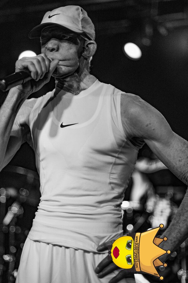 Yellowman performing live at Ocean Mist in Matunuck, RI, photographed by Bobby Shakes