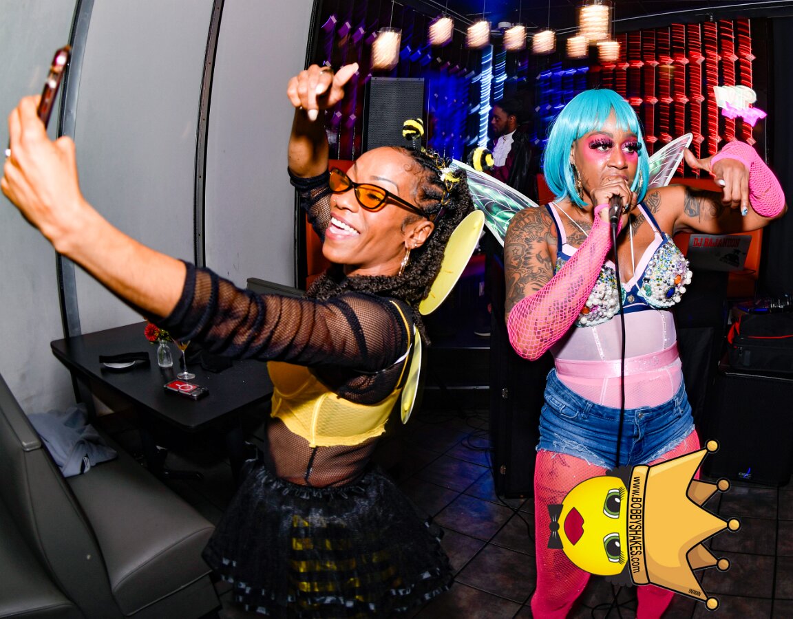 DJ Handz, Scary, DJ Twinnie Twin & Rave King · hosted by The Beantown Baddie performing live at Boston Restaurant Bar & Grill in Hyde Park, Boston, MA, photographed by Bobby Shakes