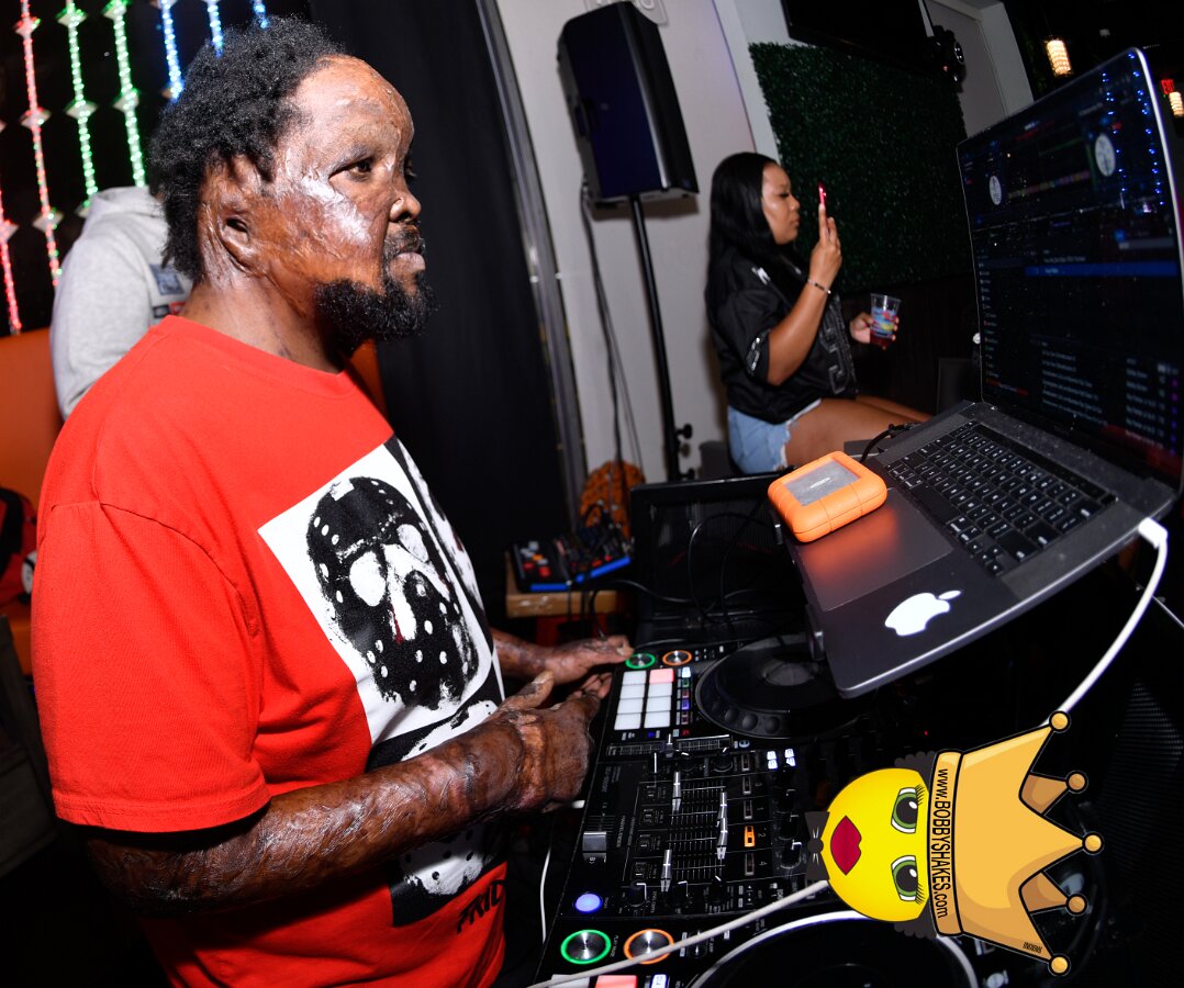 DJ Handz, Scary, DJ Twinnie Twin & Rave King · hosted by The Beantown Baddie performing live at Boston Restaurant Bar & Grill in Hyde Park, Boston, MA, photographed by Bobby Shakes
