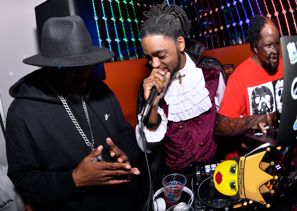DJ Handz, Scary, DJ Twinnie Twin & Rave King · hosted by The Beantown Baddie performing live at Boston Restaurant Bar & Grill in Hyde Park, Boston, MA, photographed by Bobby Shakes